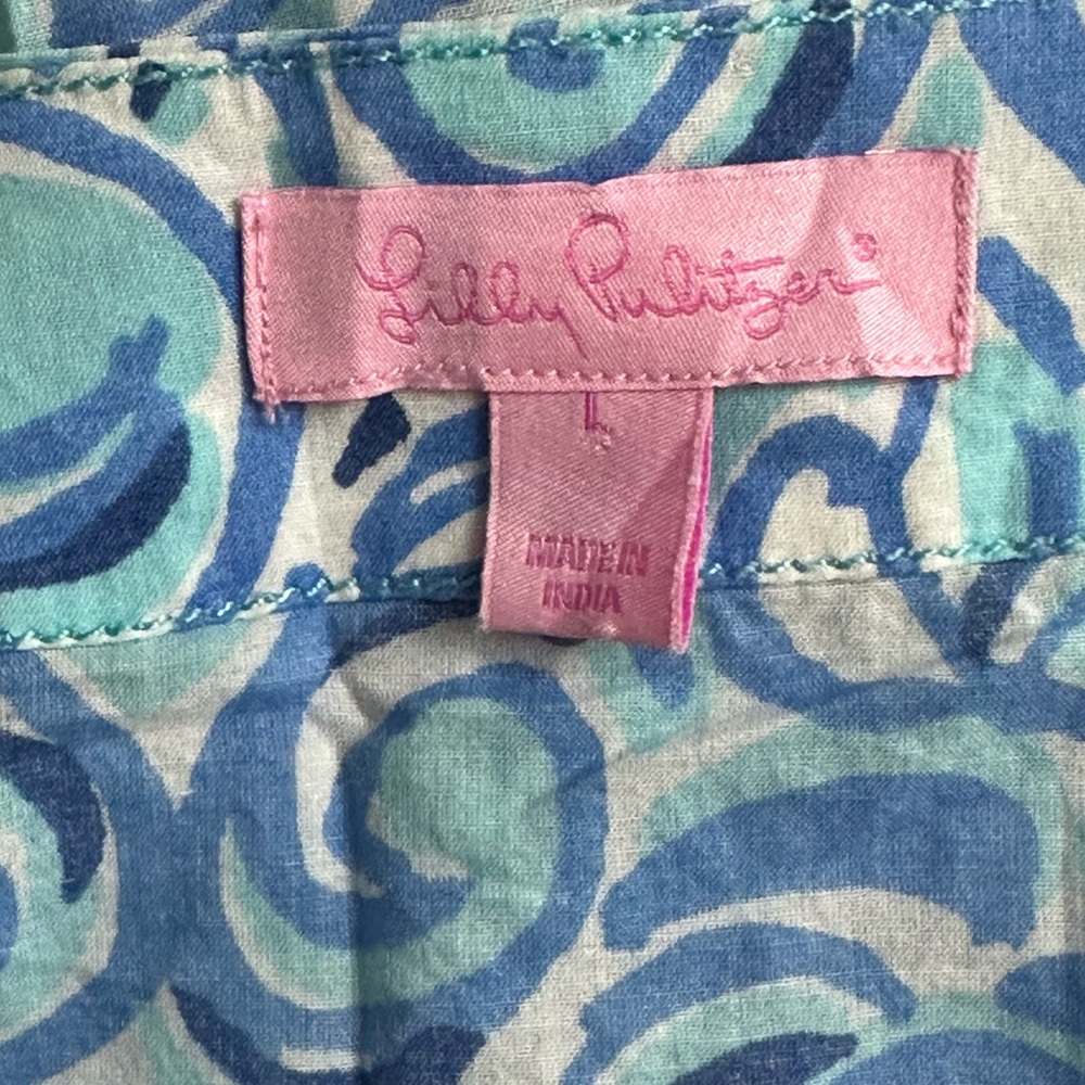 💙☀️Lilly Pulitzer Amelia Island Tunic - Chasing Tail Print💙☀️ - Picture 7 of 12